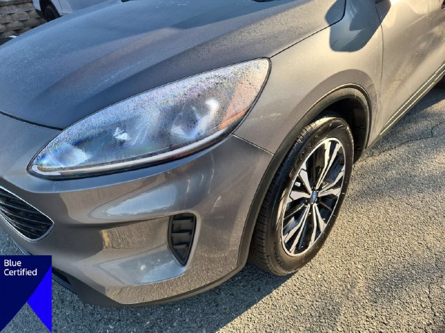 Certified 2021 Ford Escape SE w/ SE Sport Appearance Package FWD image 9
