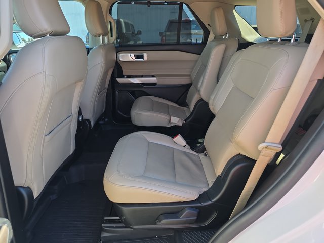 Certified 2023 Ford Explorer Limited w/ Limited Technology Package RWD image 15