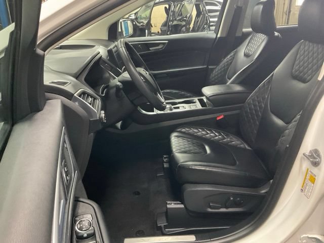 Certified 2024 Ford Edge Titanium AWD/4WD image 8