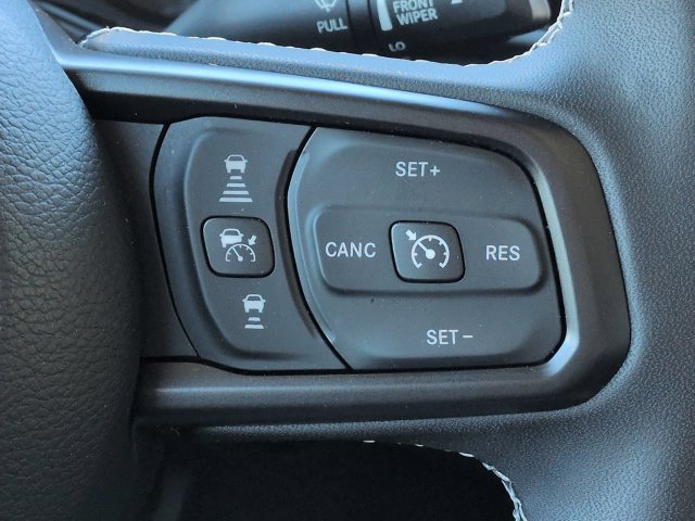 Used 2025 Jeep Gladiator Rubicon AWD/4WD image 33