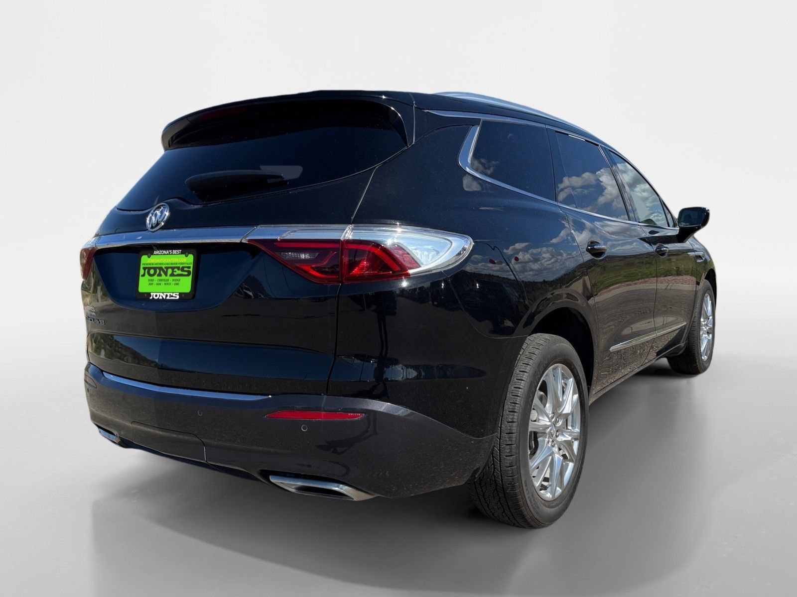 Used 2023 Buick Enclave Essence w/ Experience Buick Package FWD image 7