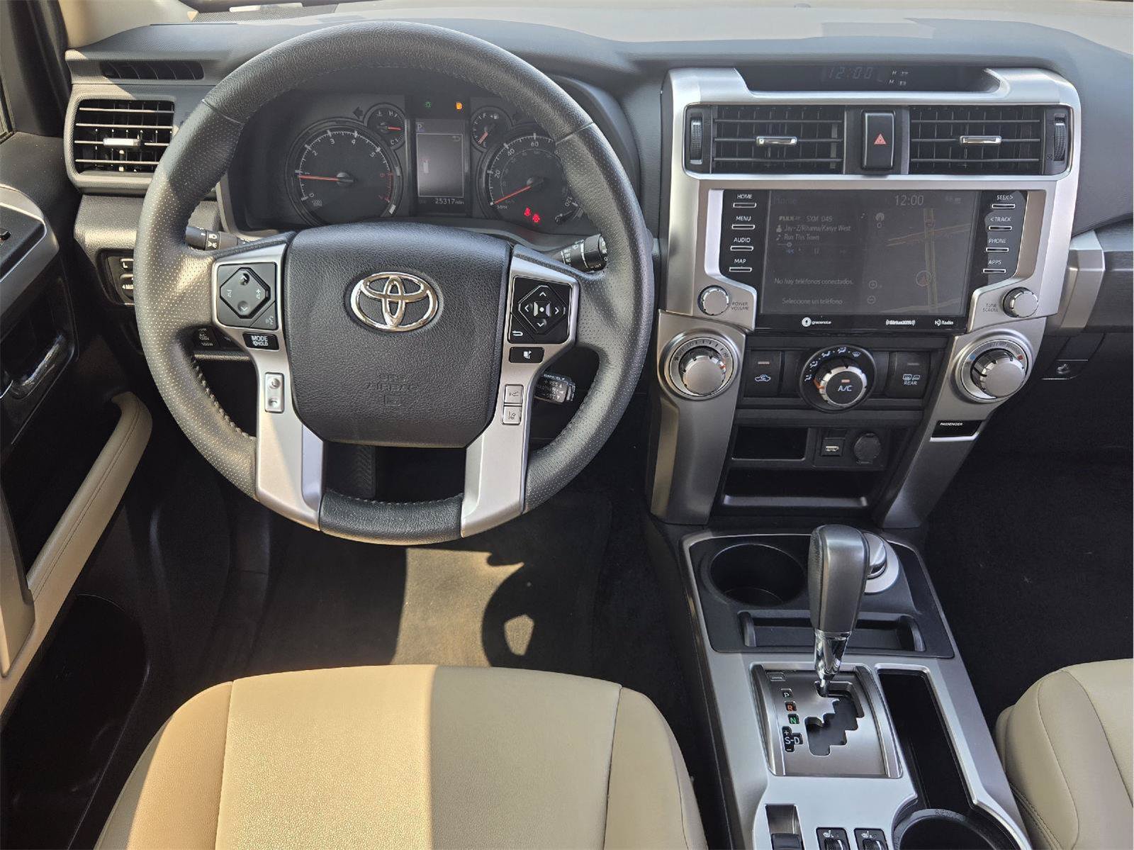 Used 2022 Toyota 4Runner SR5 Premium w/ Moonroof Package AWD/4WD image 25