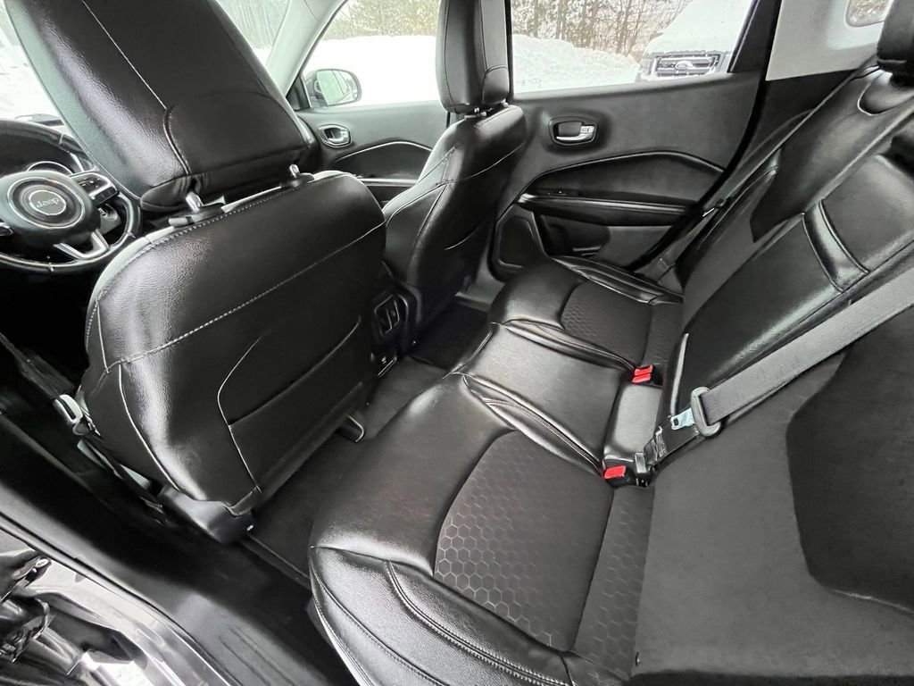 Used 2018 Jeep Compass Latitude image 24