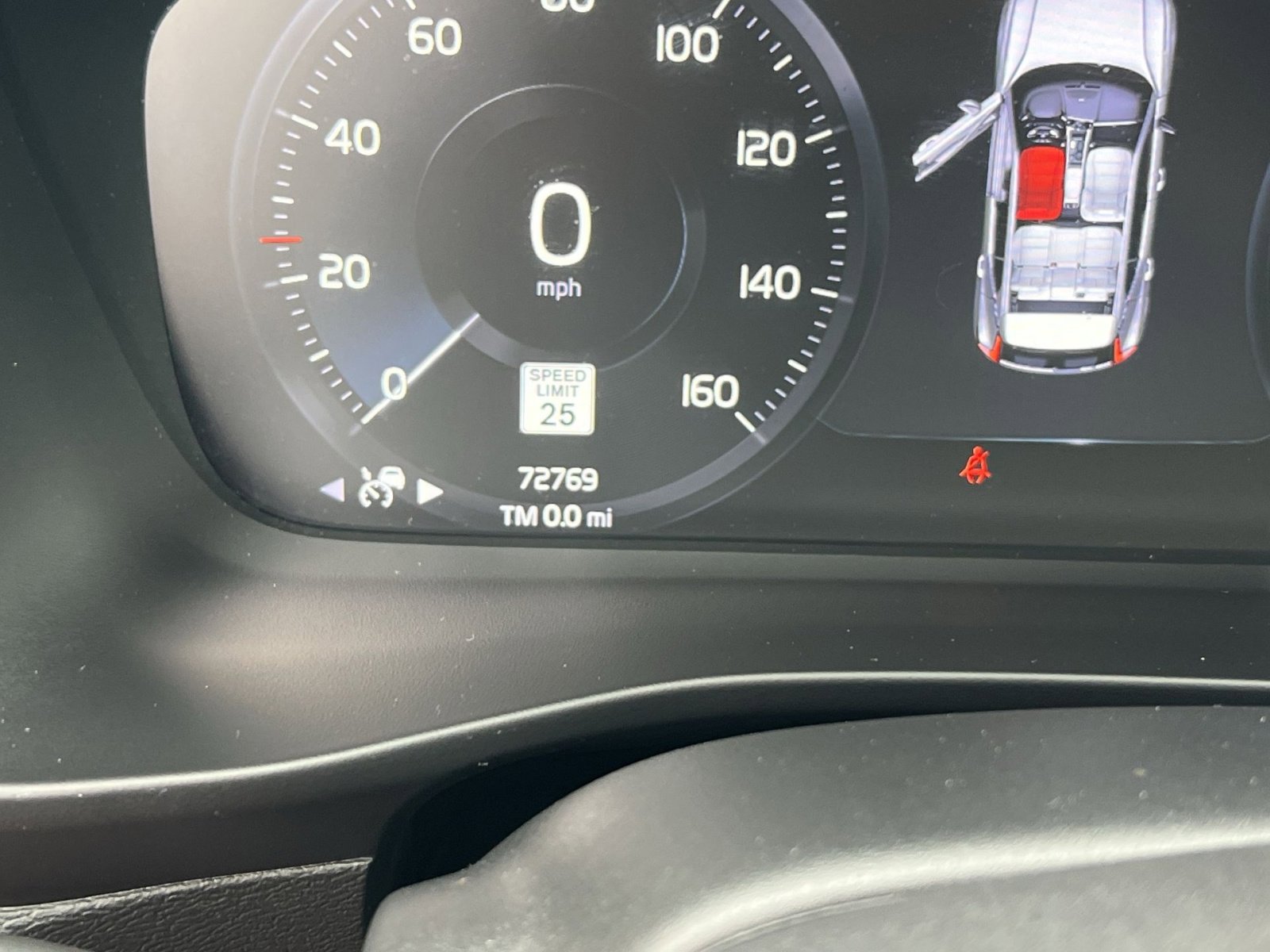 Used 2019 Volvo XC40 T5 Inscription image 17