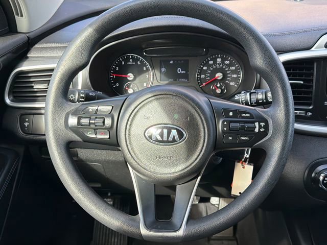 Used 2017 Kia Sorento LX image 21