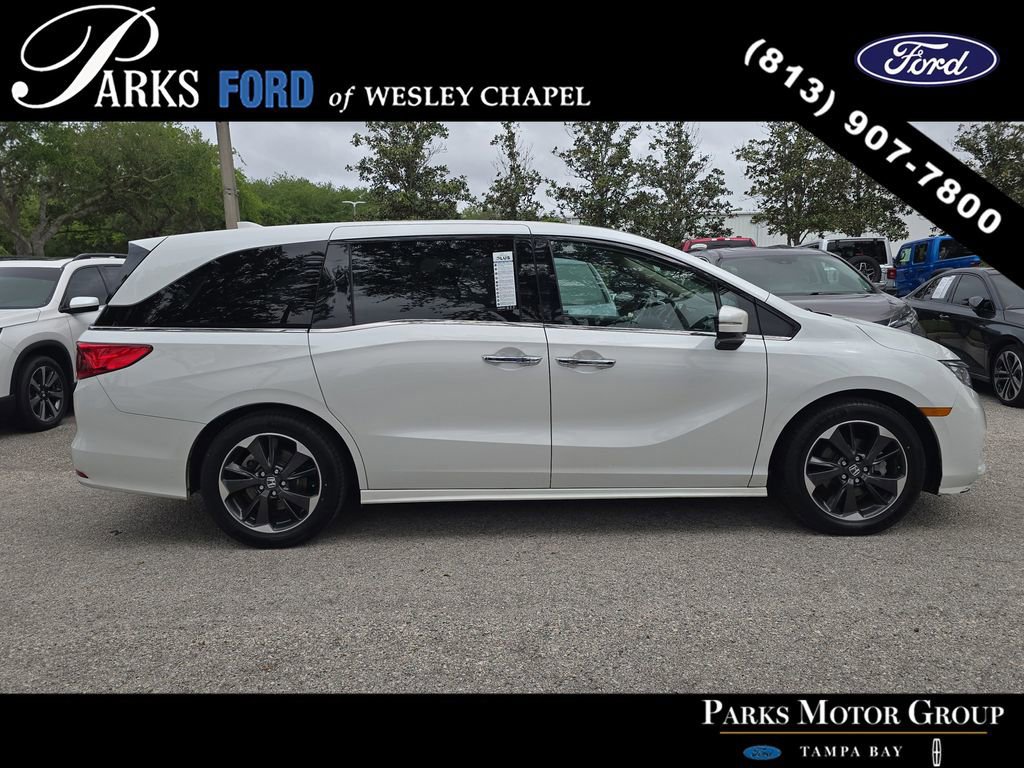 Used 2022 Honda Odyssey Elite image 2