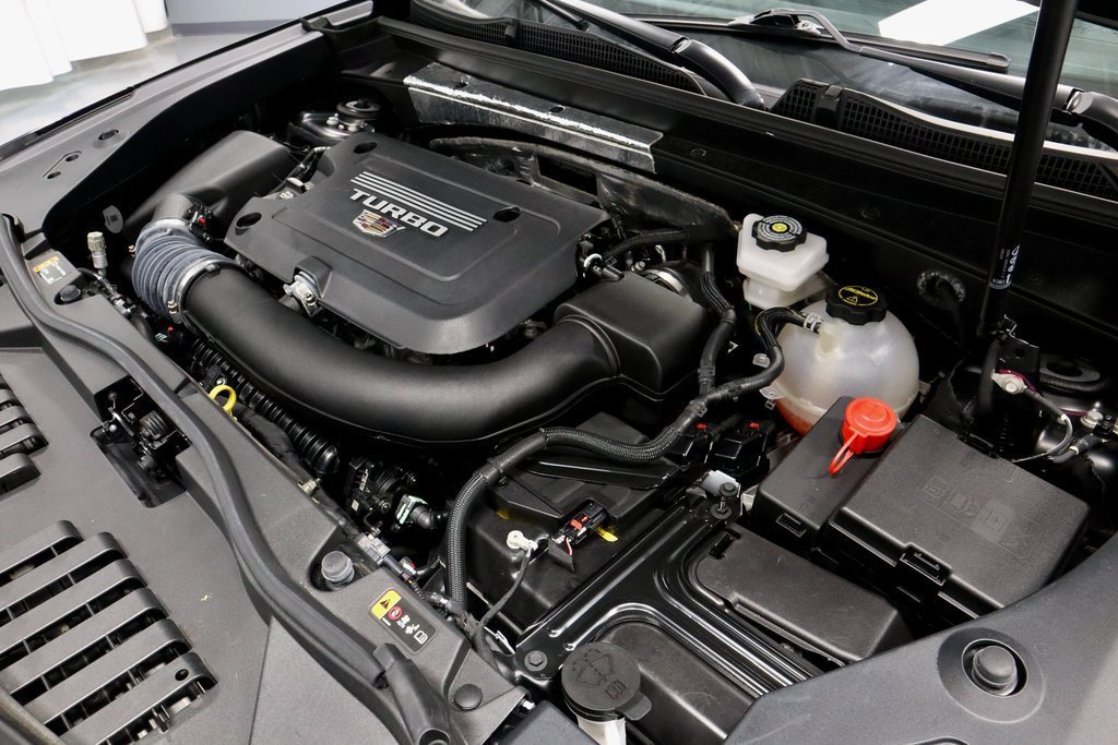 Used 2025 Cadillac XT4 Premium Luxury w/ Cold Weather Package image 16