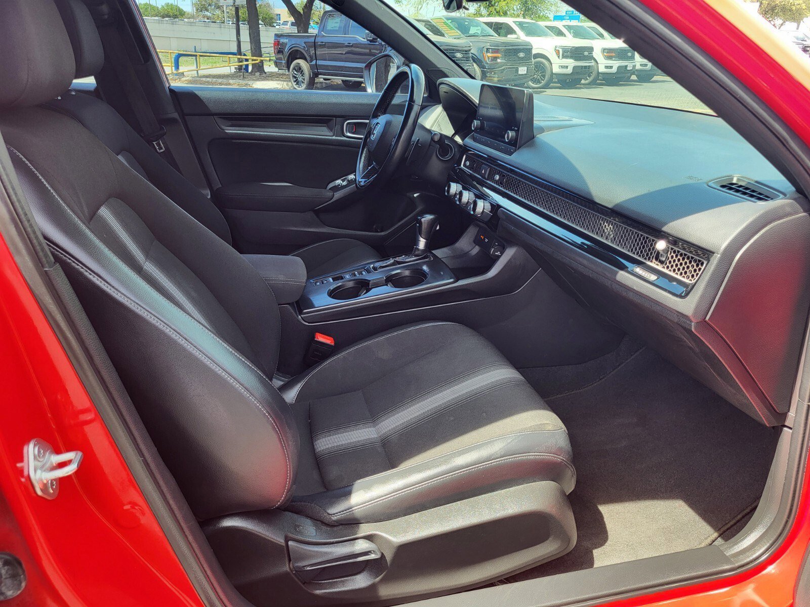 Used 2022 Honda Civic Sport image 12