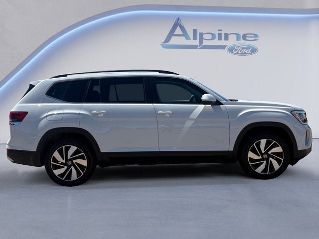 Used 2024 Volkswagen Atlas SE AWD/4WD image 6