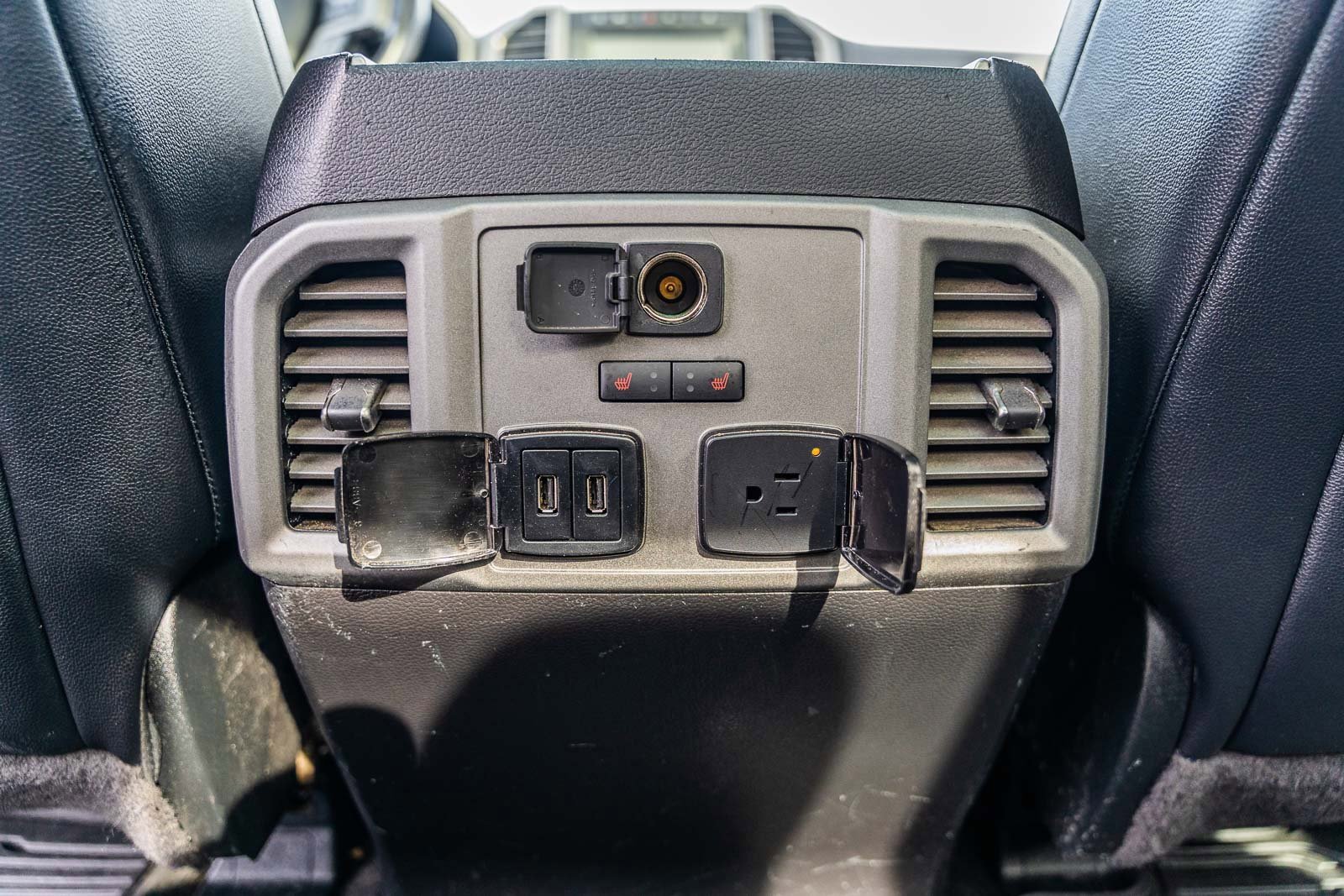 Certified 2018 Ford F150 Raptor w/ Equipment Group 802A Luxury image 20