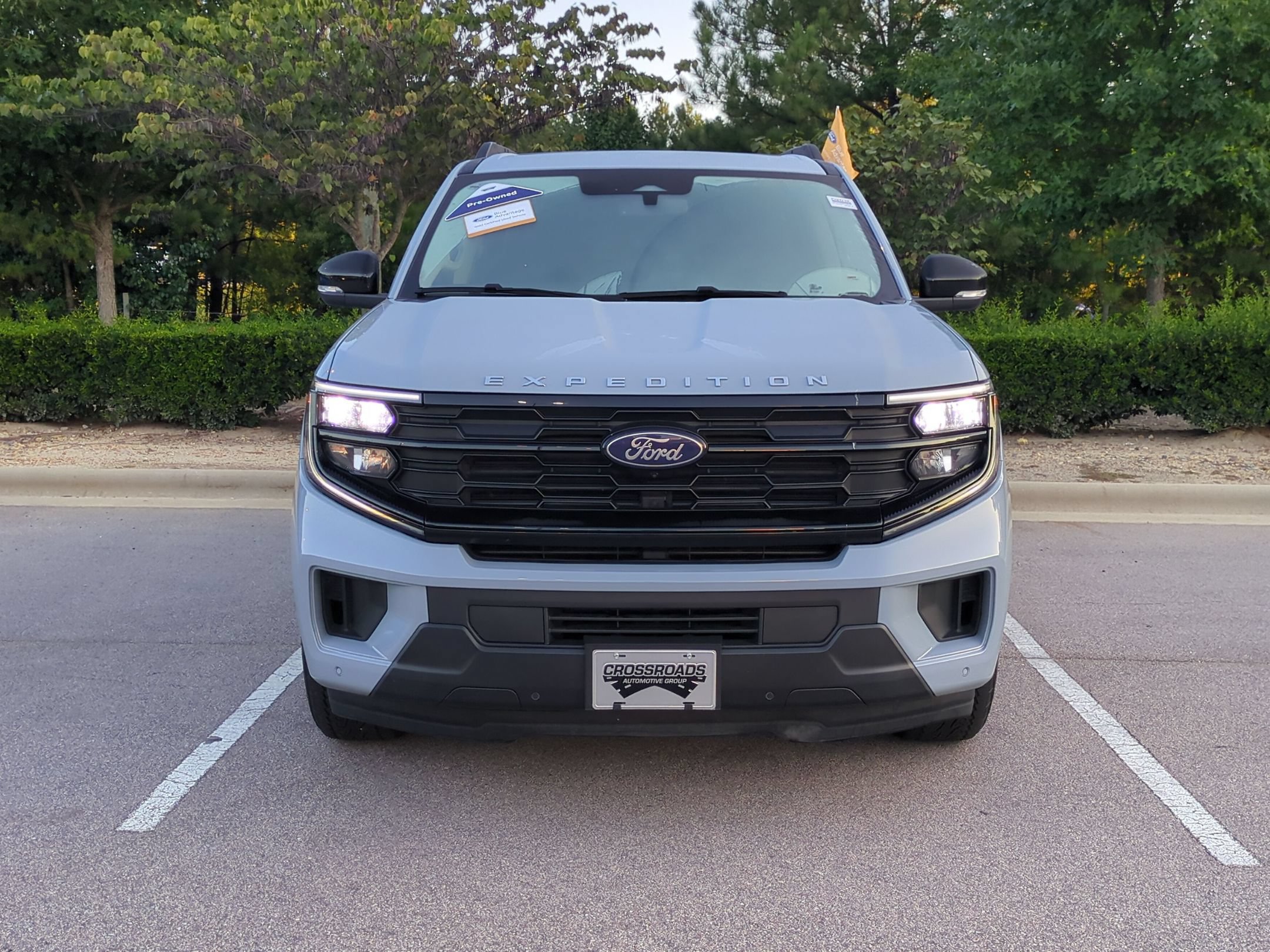 Certified 2025 Ford Expedition Active AWD/4WD image 9