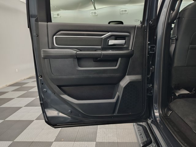 Used 2025 RAM 2500 Big Horn AWD/4WD image 25