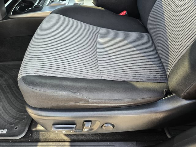 Used 2021 Toyota 4Runner SR5 AWD/4WD image 23