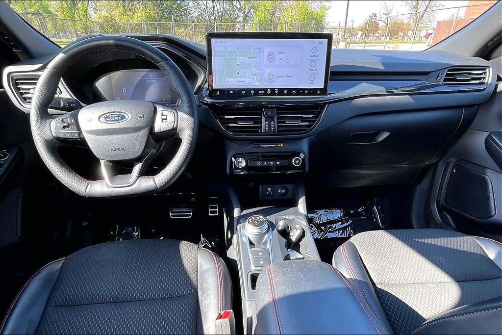 Certified 2023 Ford Escape ST-Line w/ Tech Pack #1 AWD/4WD image 14