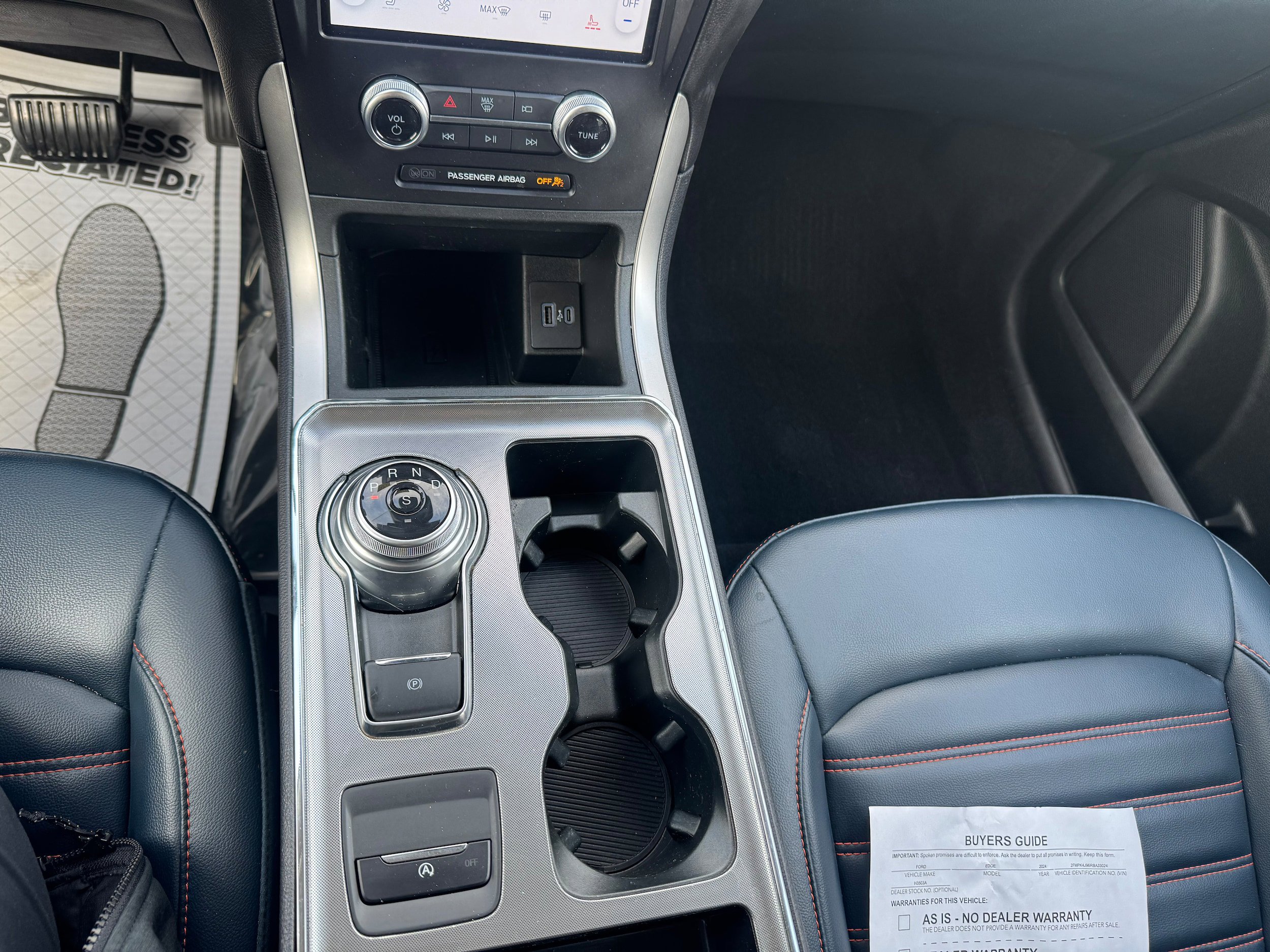 Certified 2024 Ford Edge SEL w/ Sport Appearance Package AWD/4WD image 14