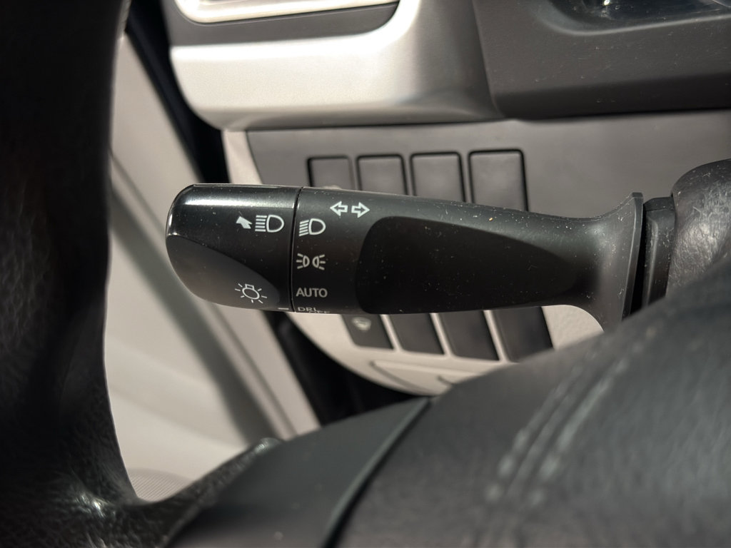 Used 2017 Toyota Highlander LE image 16