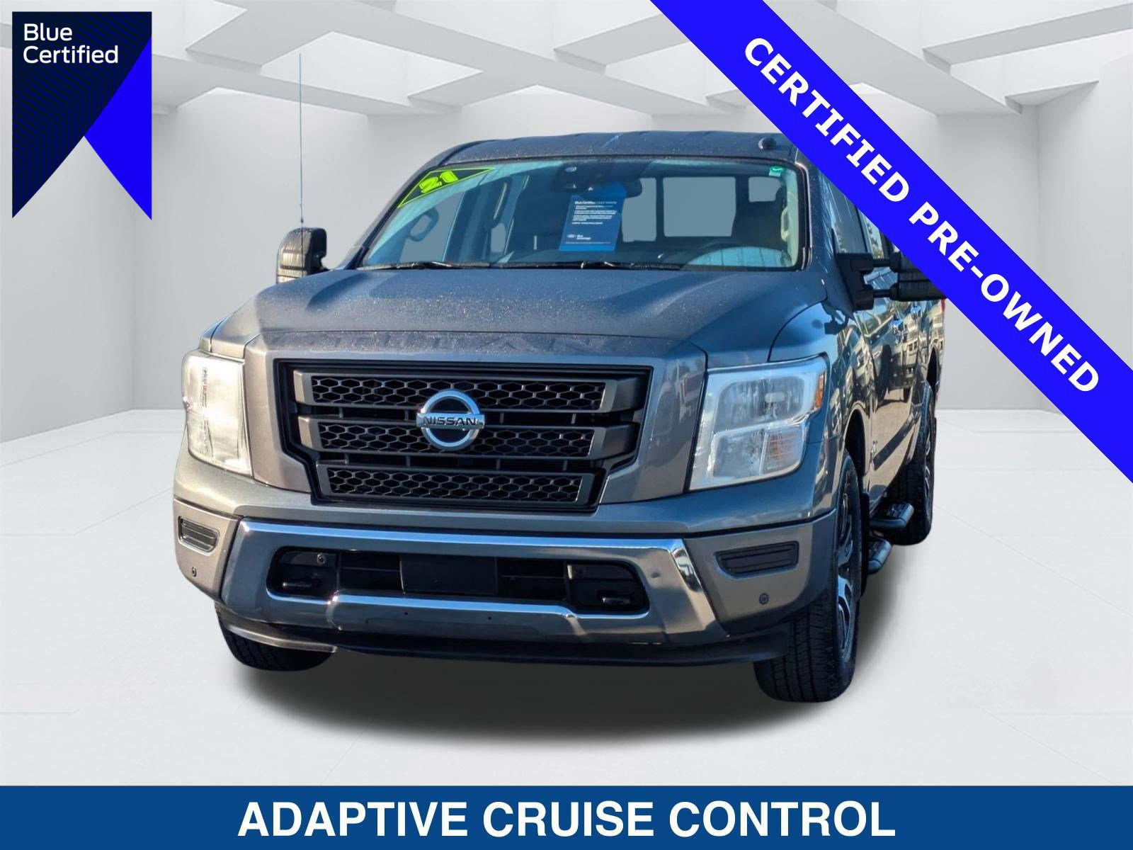 Used 2021 Nissan Titan SV w/ SV Convenience Package image 1