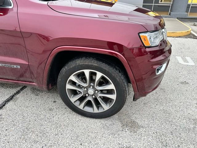 Used 2017 Jeep Grand Cherokee Overland w/ Jeep Active Safety Group image 25