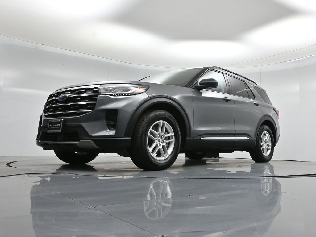 Certified 2025 Ford Explorer Active image 27