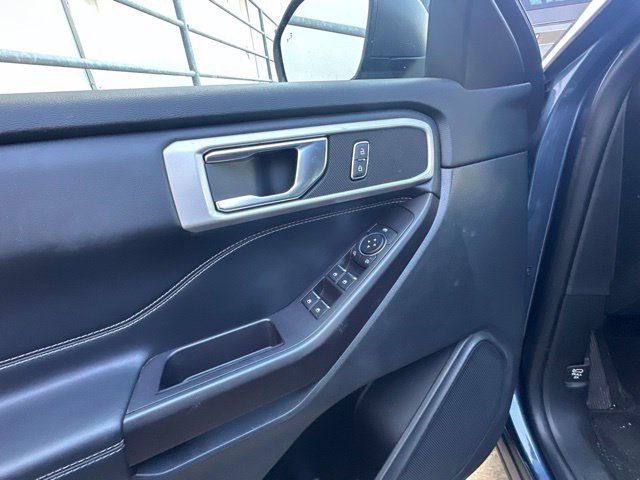 Certified 2020 Ford Explorer XLT w/ Equipment Group 202A RWD image 17