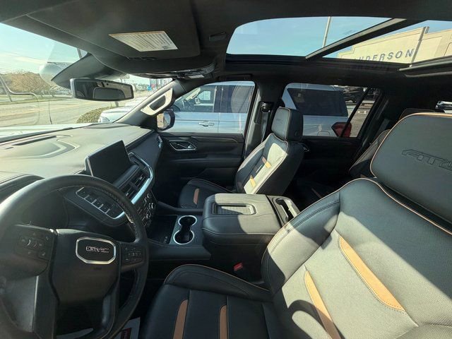 Used 2024 GMC Yukon XL AT4 w/ AT4 Premium Plus Package image 3