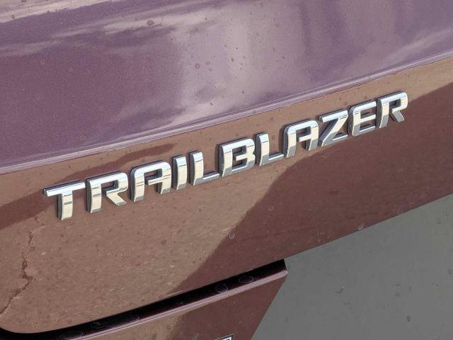 Used 2022 Chevrolet TrailBlazer LT FWD image 11