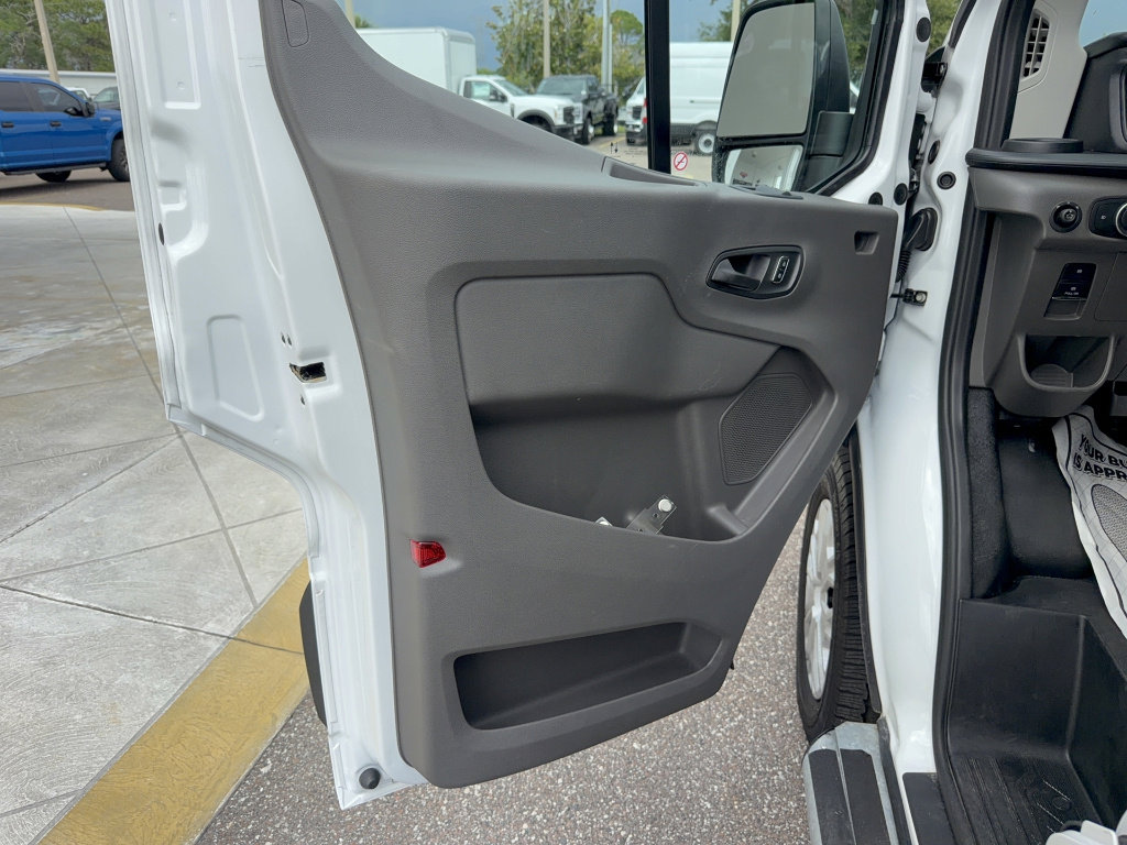 Certified 2025 Ford Transit 250 Low Roof w/ Exterior Upgrade Package RWD image 10