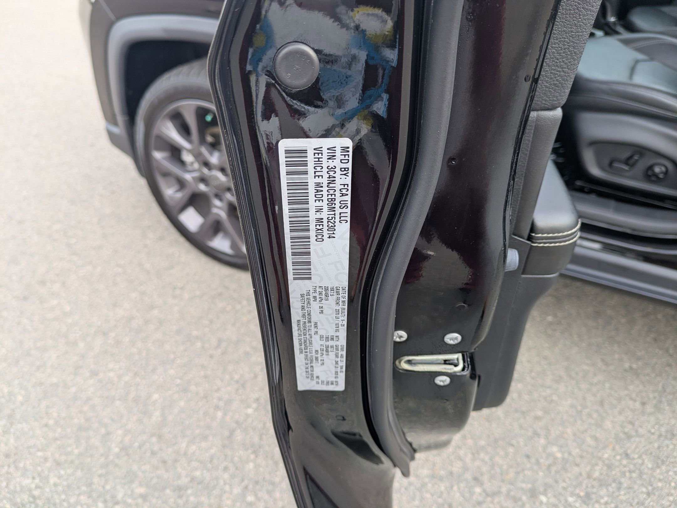 Used 2021 Jeep Compass Latitude w/ Sun and Sound Group image 37