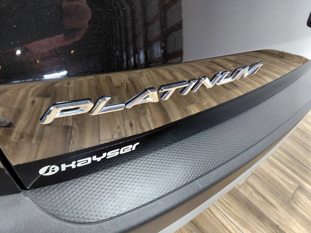 Certified 2025 Ford Escape Platinum AWD/4WD image 15
