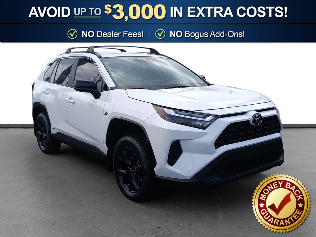 Used 2025 Toyota RAV4 LE AWD/4WD image 10