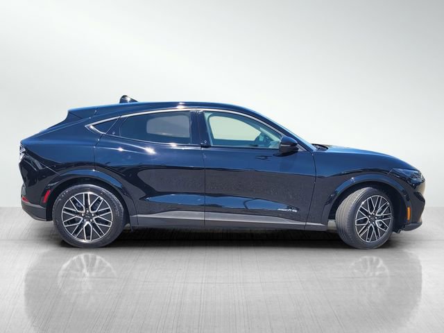 Certified 2025 Ford Mustang Mach-E Premium AWD/4WD image 3