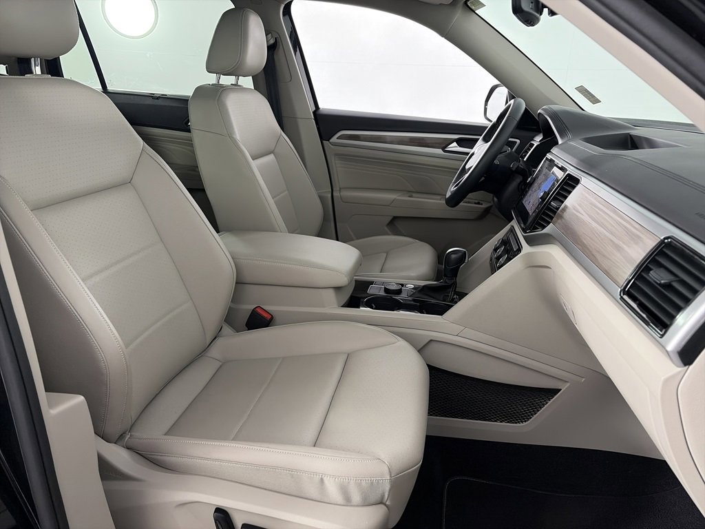 Used 2023 Volkswagen Atlas SEL image 32