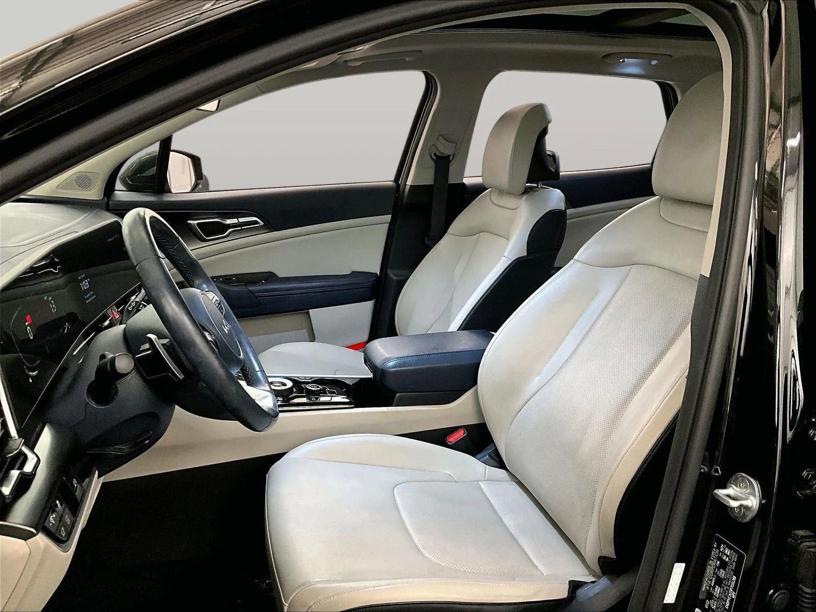 Used 2023 Kia Sportage EX w/ EX Premium Package image 24