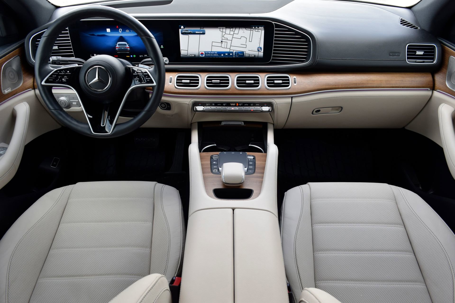 Used 2025 Mercedes-Benz GLE 450 4MATIC Coupe image 7