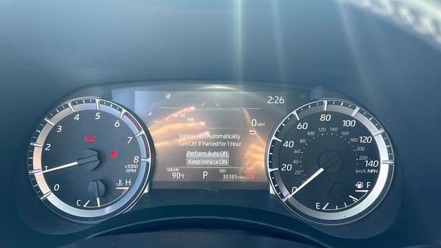 Used 2024 Toyota Highlander LE FWD image 18