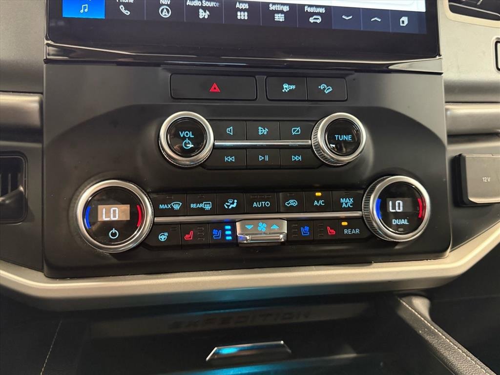 Certified 2023 Ford Expedition Max XLT image 20