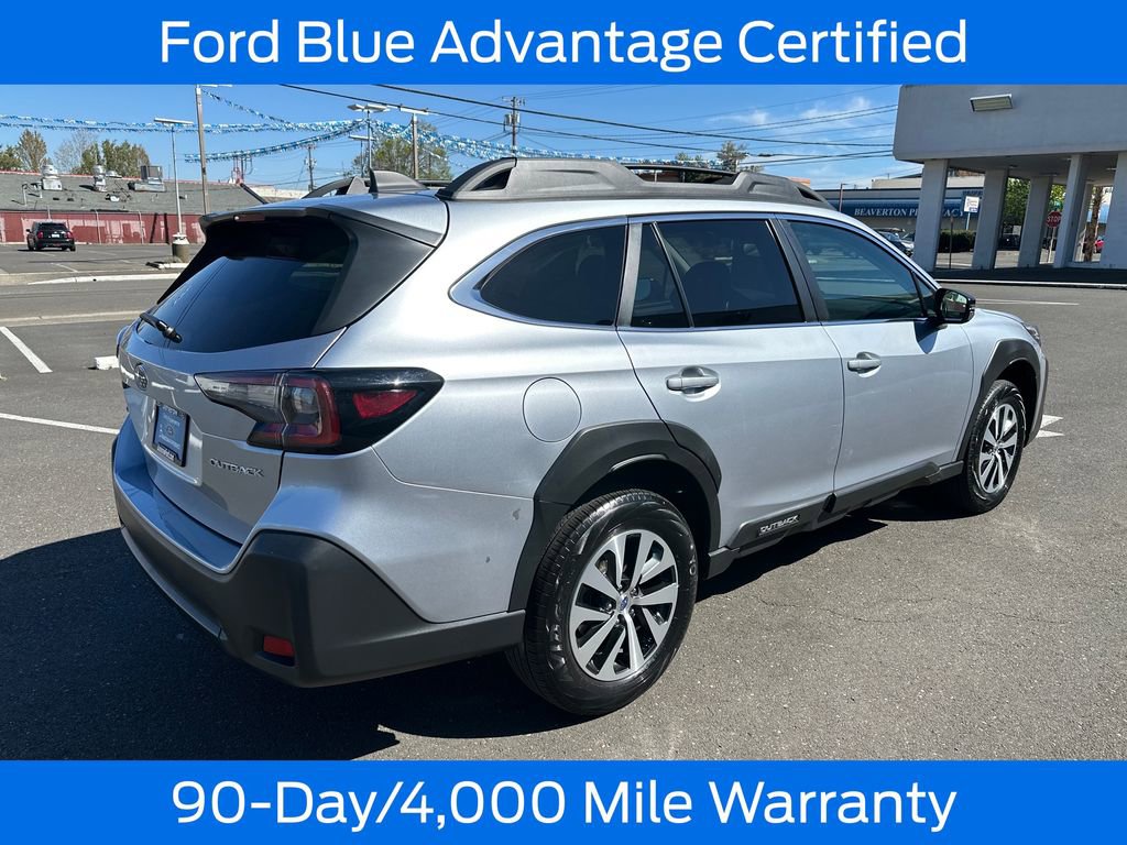Used 2023 Subaru Outback Premium AWD/4WD image 8