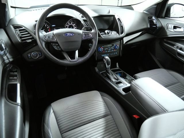Certified 2019 Ford Escape Titanium AWD/4WD image 4