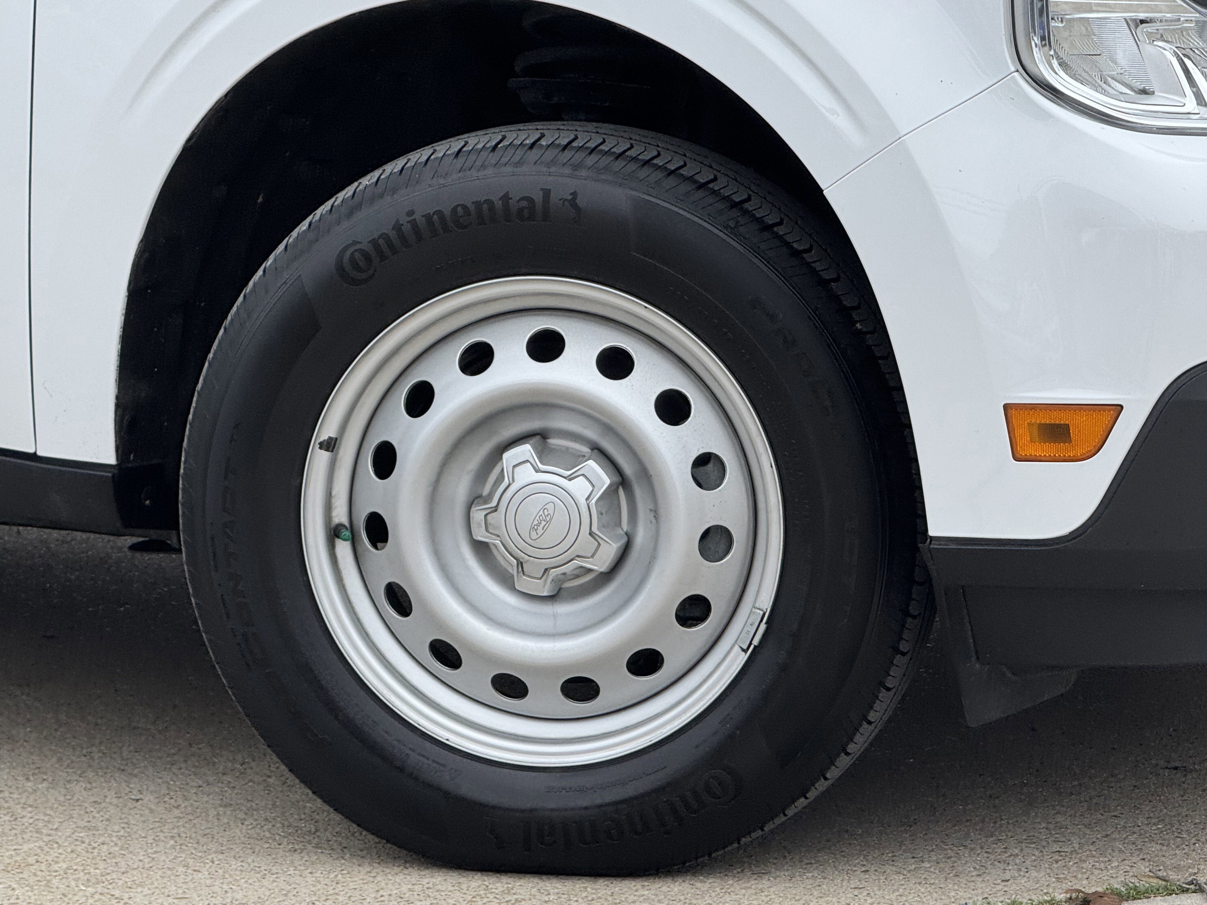 Certified 2024 Ford Maverick XL w/ Equipment Group 100A Standard image 8