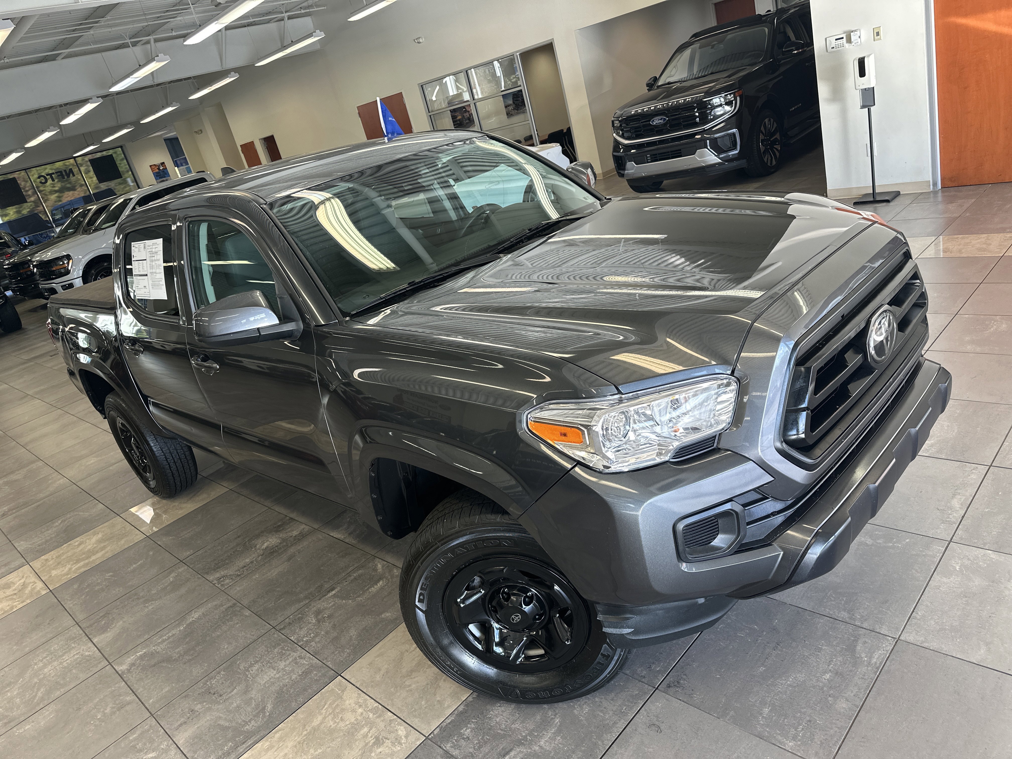 Used 2023 Toyota Tacoma SR image 8