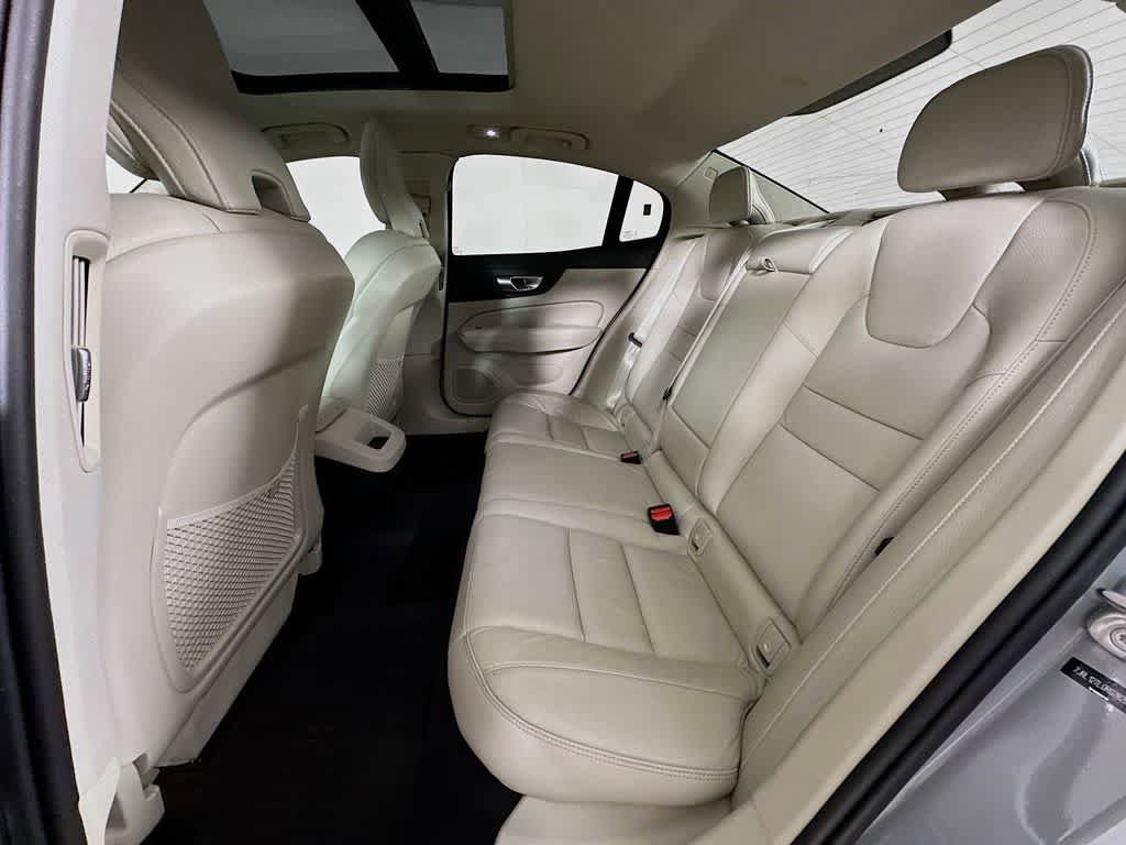 Used 2024 Volvo S60 B5 Plus w/ Protection Package Premier AWD/4WD image 13