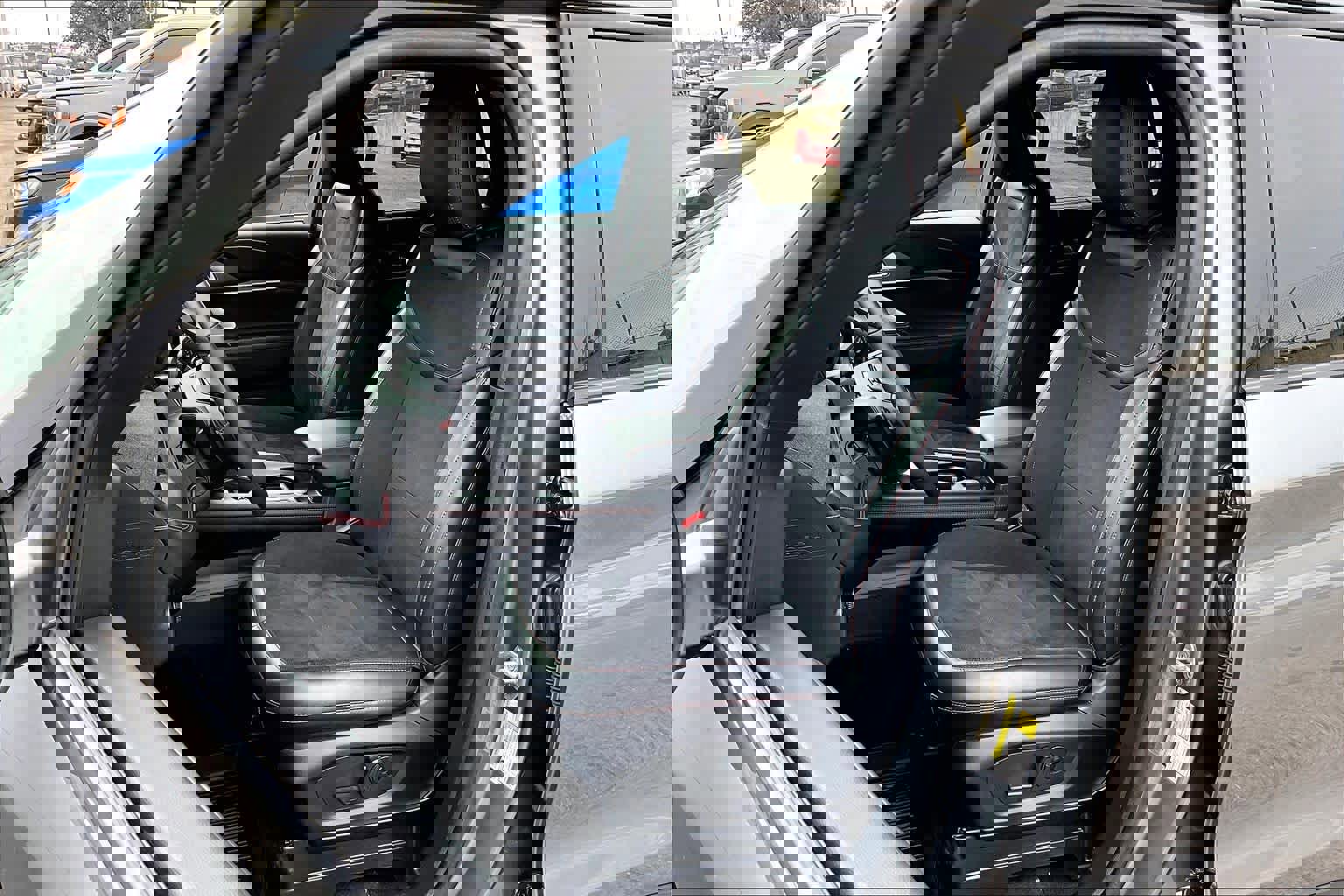 Certified 2025 Ford Explorer ST image 14