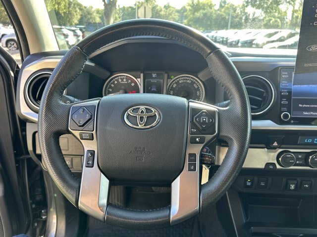 Used 2022 Toyota Tacoma SR5 w/ Technology Package RWD image 21