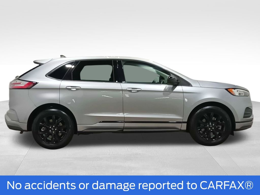 Certified 2024 Ford Edge SE w/ Black Appearance Package AWD/4WD image 2