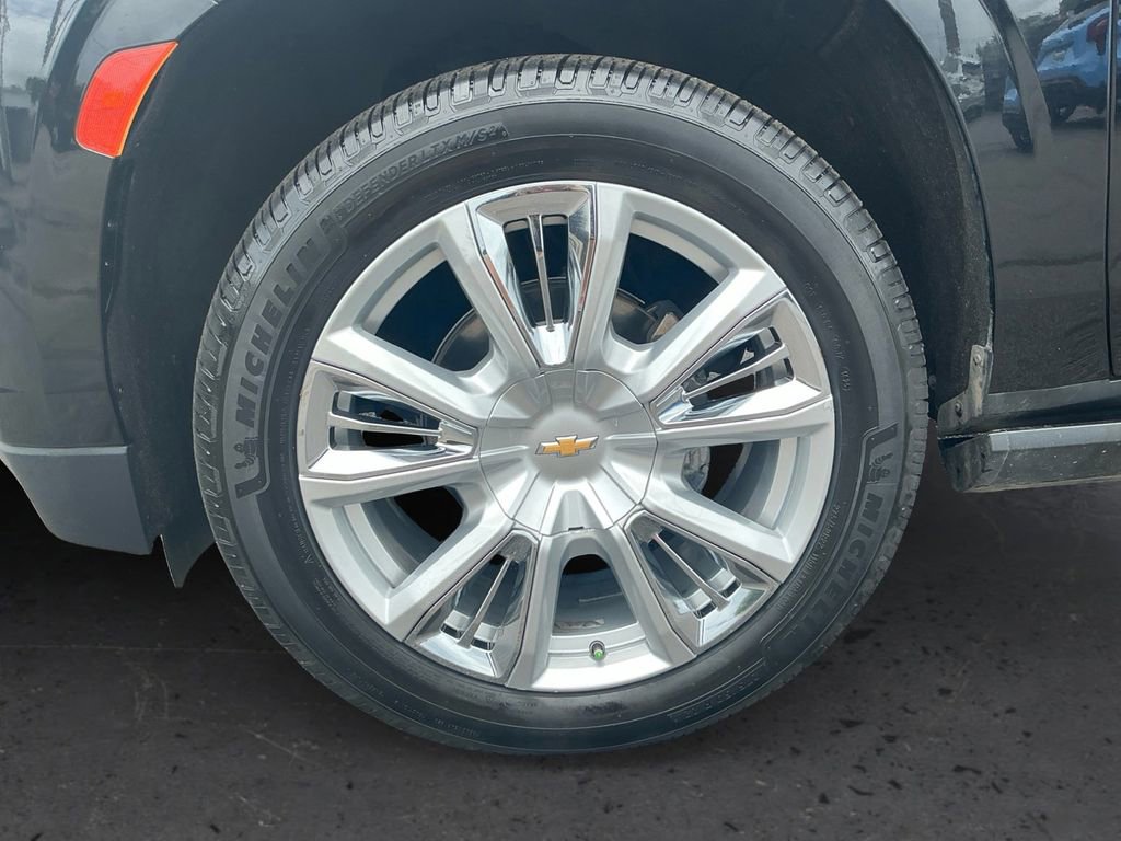 Used 2021 Chevrolet Tahoe High Country w/ Premium Package AWD/4WD image 13