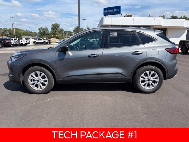 Certified 2024 Ford Escape ST-Line w/ Tech Pack #1 AWD/4WD image 2