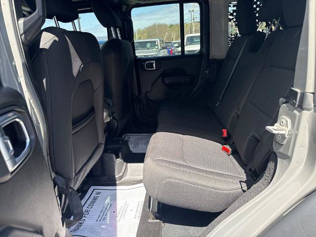 Used 2022 Jeep Wrangler Unlimited Sport AWD/4WD image 23