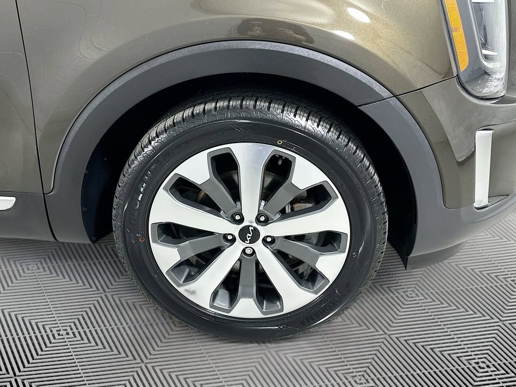 Used 2022 Kia Telluride S AWD/4WD image 22