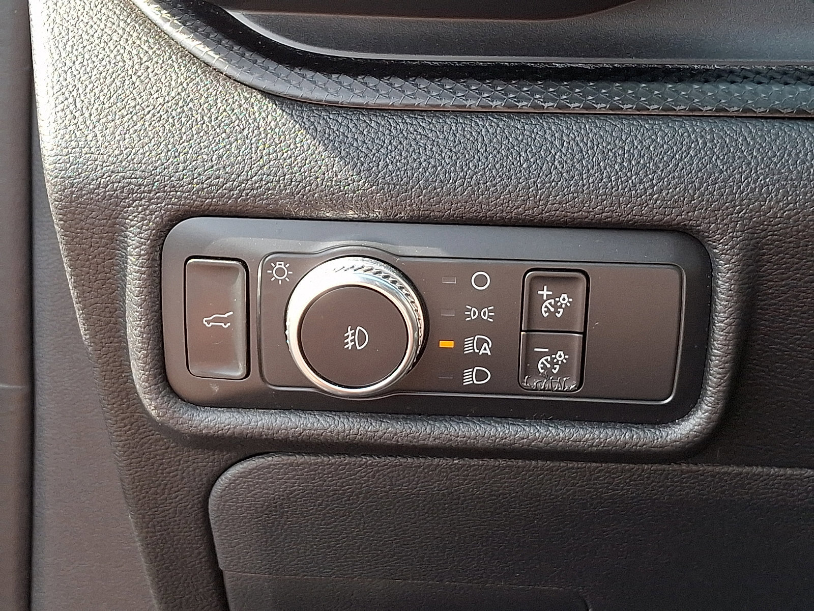 Certified 2020 Ford Explorer ST AWD/4WD image 29