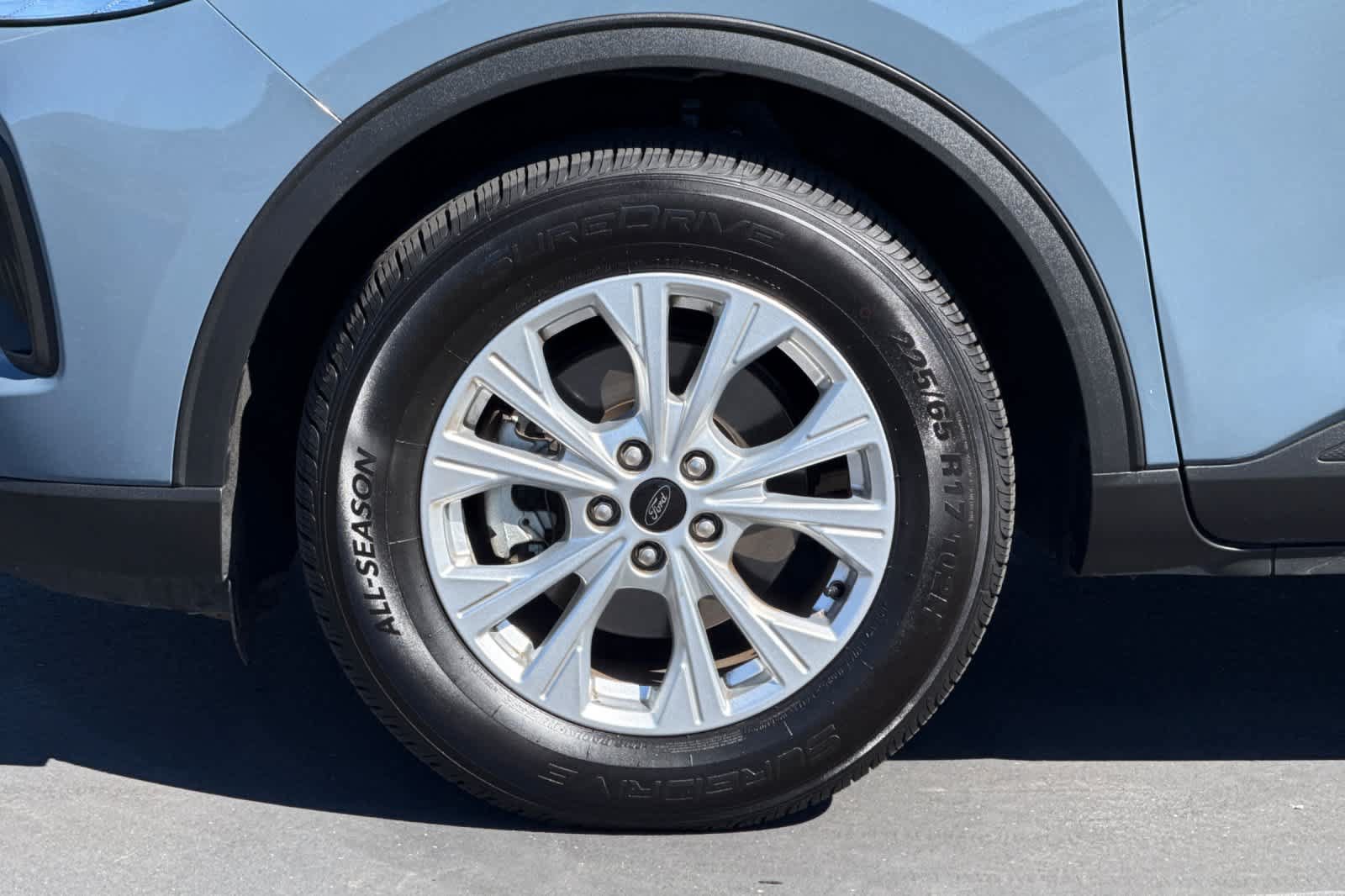 Certified 2024 Ford Escape Active AWD/4WD image 31